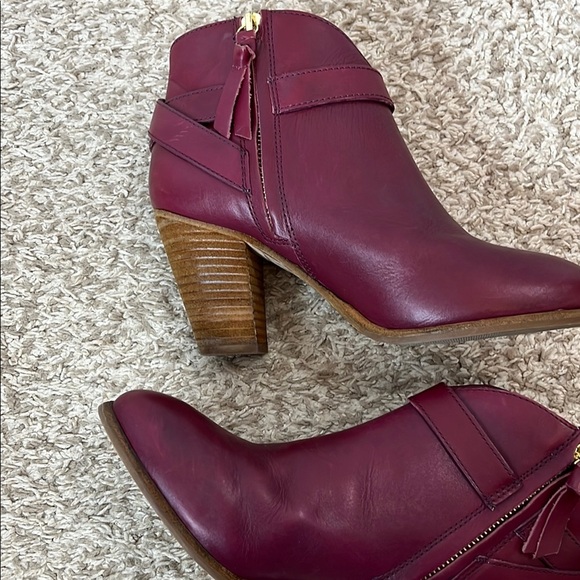 Boden Wine / Burgundy Ankle Boots with Chunky Stacked Heel - Size 38 / 7 - Picture 3 of 16